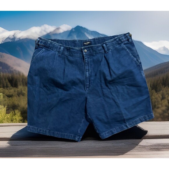 Vintage Men’s DOCKERS Khakis two-pleat denim shorts Plus sz W44 Adjustable Y2K - Picture 1 of 7